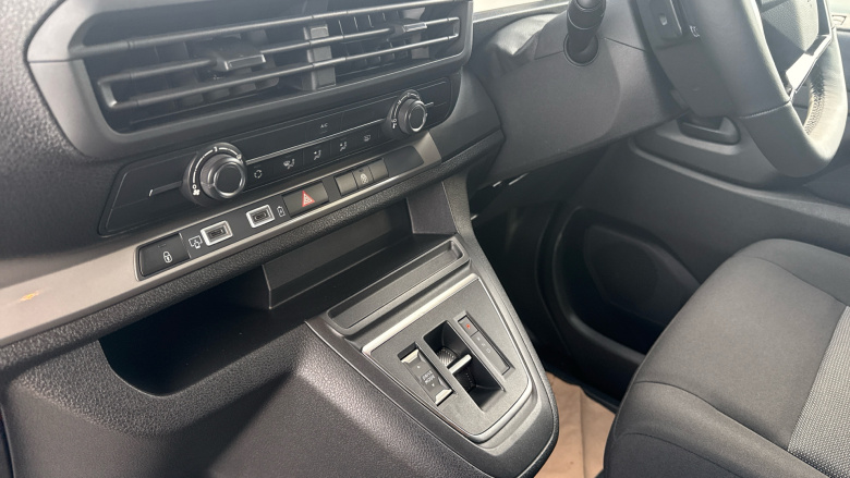 Citroen Space Tourer 100kW You XL [9 Seat] 49kWh 5dr Auto Electric Estate